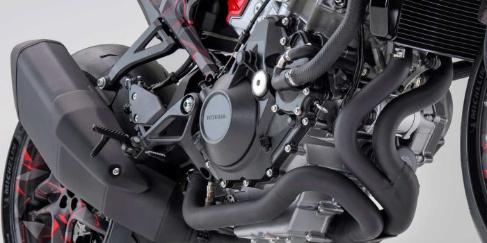 V3R-900-E-Compressor - KUNINGMEDIA