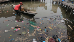 laut-tercemar-di-labuan-bajo laut-tercemar-di-labuan-bajo